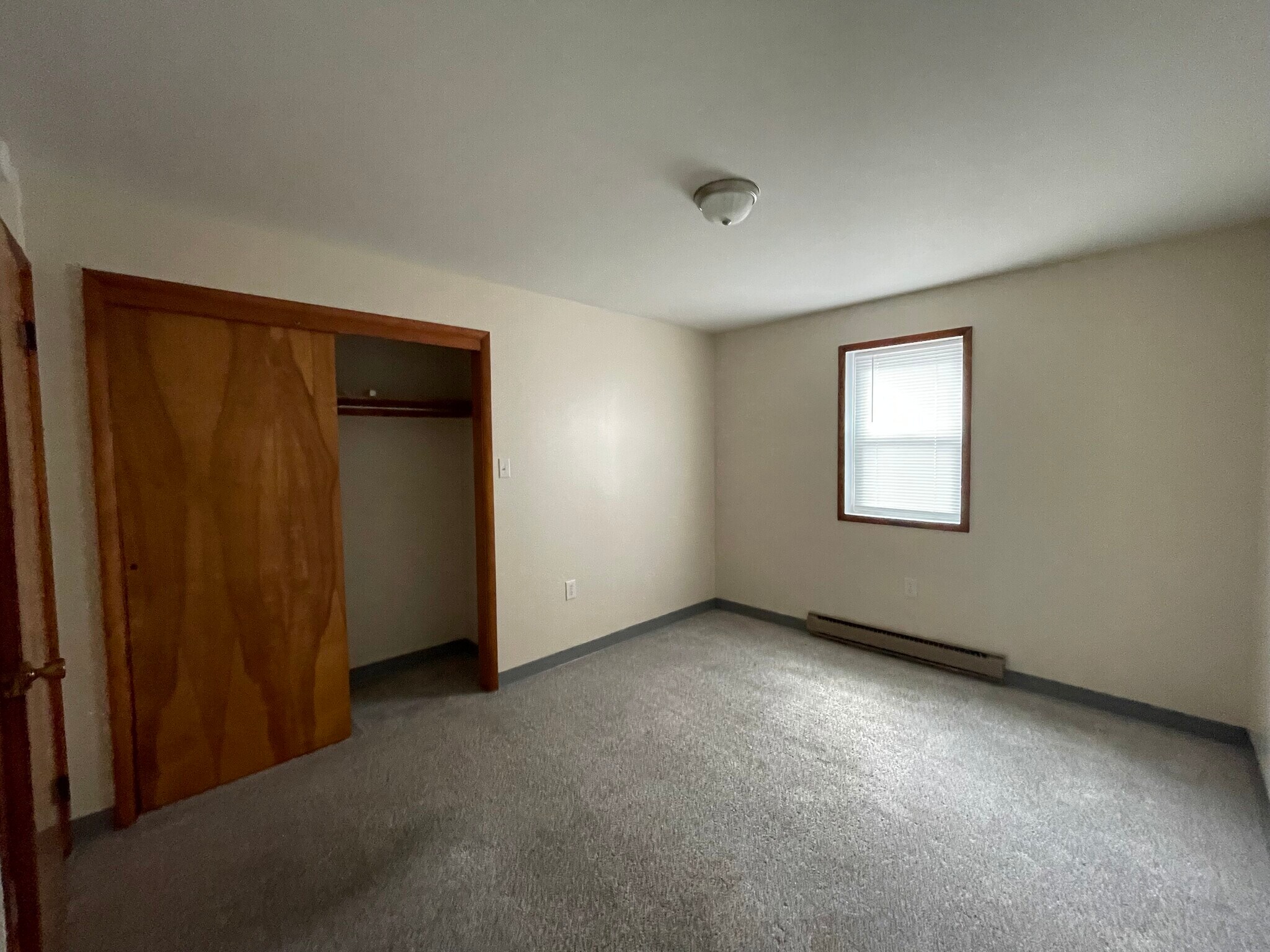 Building Photo - 111 Sunbury St