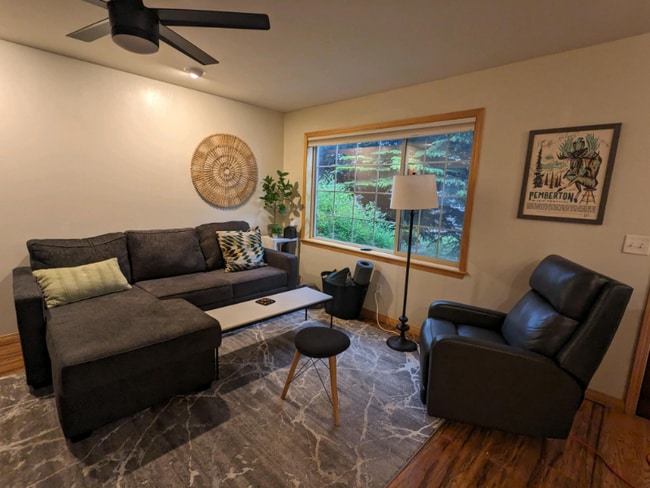 Building Photo - 2938 Warbler Way