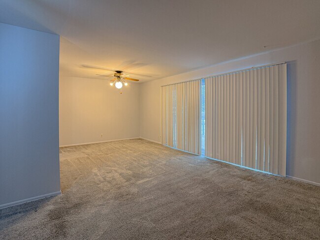 1 (10) (1) - Waverly Flatz