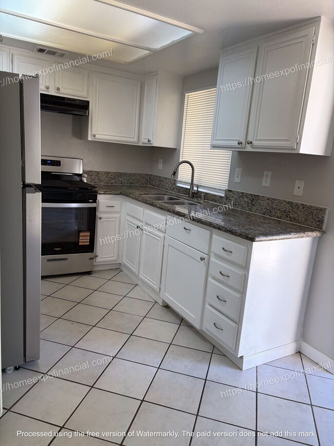 Building Photo - Nice Home For Rent