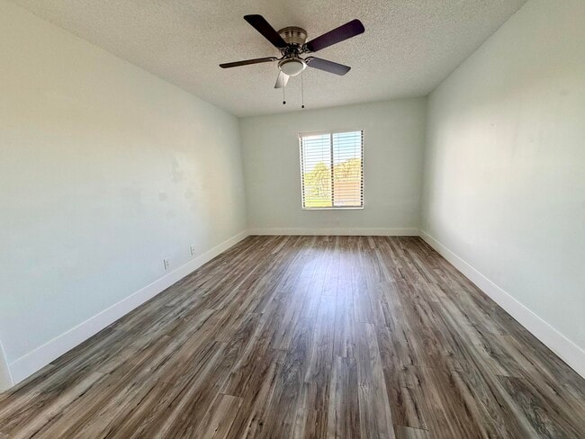 Building Photo - 616 Sea Pine Way