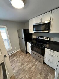 Building Photo - 138 E Stockbridge Ave