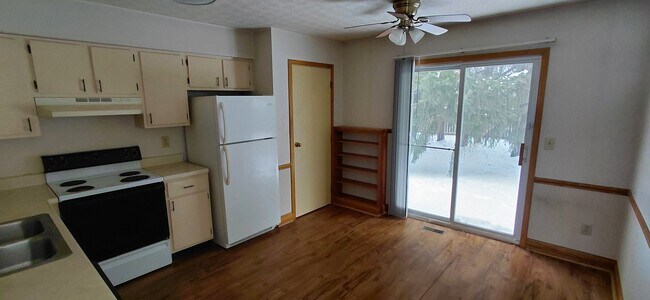 Building Photo - 3897 Millstone Rd