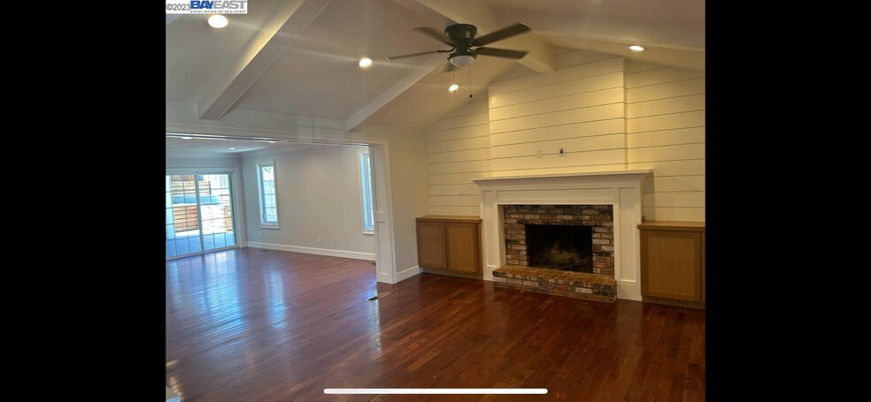 Building Photo - 4601 Teakwood Ct