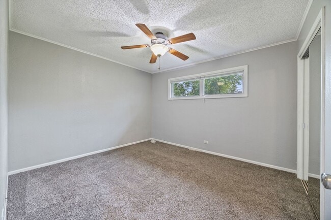 Building Photo - 1112 Villa Vista Dr