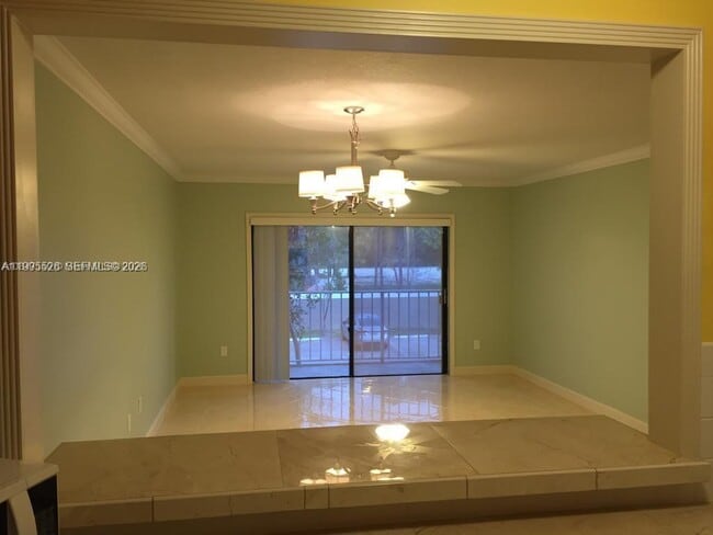 Building Photo - 9301 SW 92nd Ave