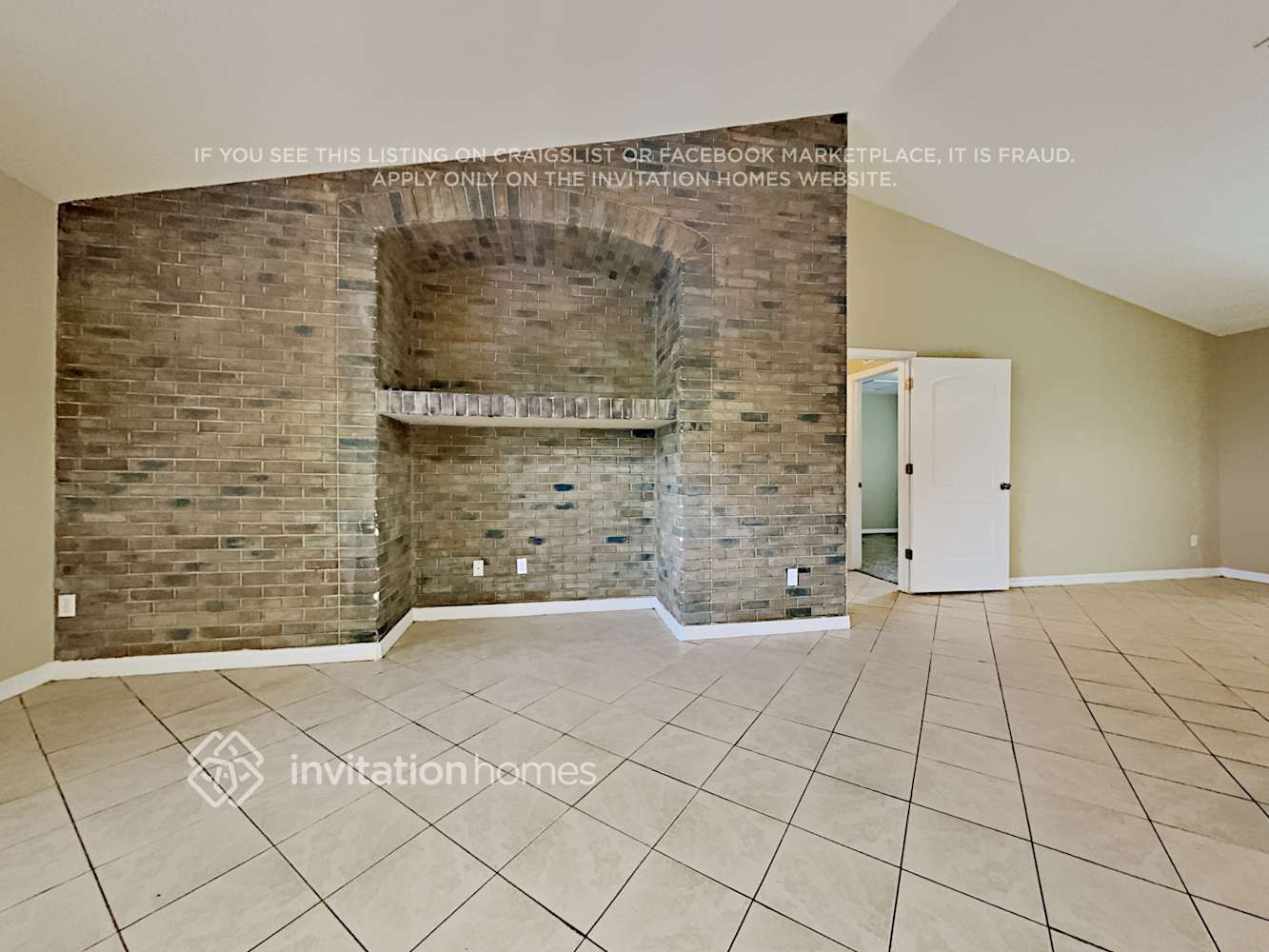 Building Photo - 835 Reynolds Rd