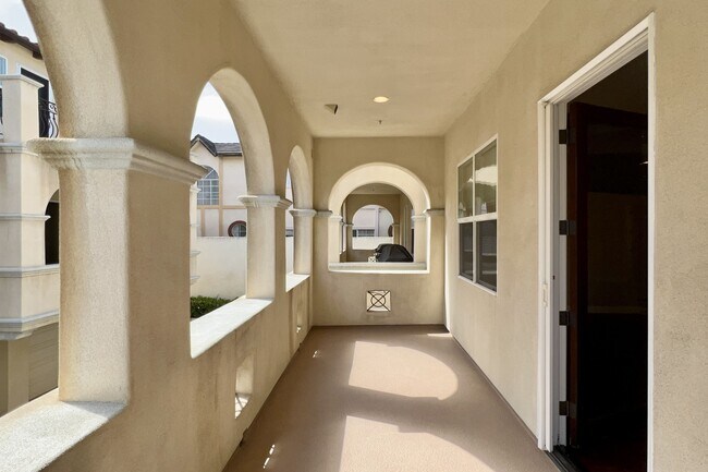 Building Photo - 3844 Tilden Ave