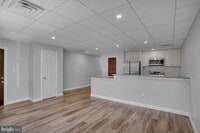 Building Photo - 933 N Hanover St
