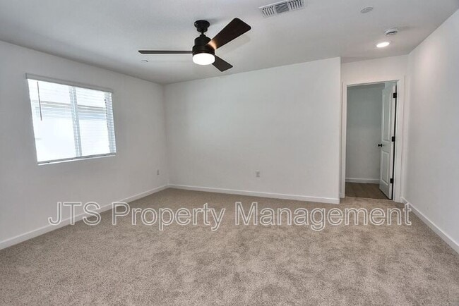 Building Photo - 4256 Aura Way