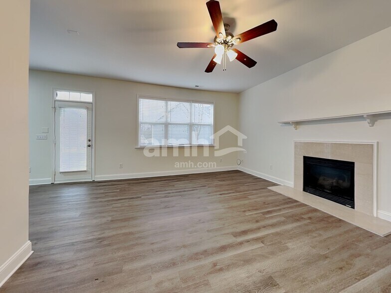 Building Photo - 10123 Caldwell Depot Rd