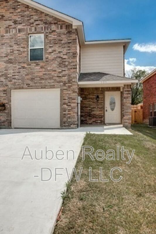Building Photo - 909 Parkplace Ridge