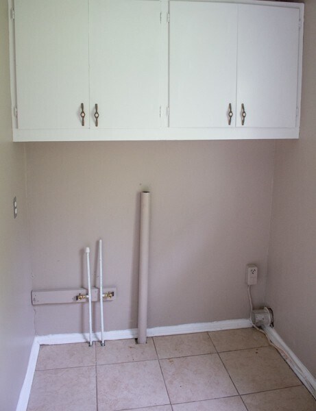 Building Photo - 8907 E 73rd St