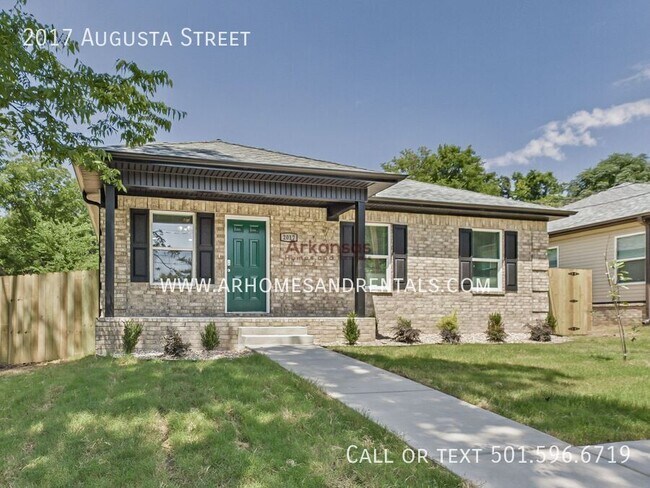 Building Photo - 2017 Augusta St