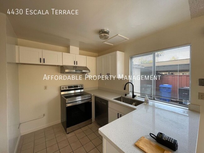 Building Photo - 4430 Escala Terrace