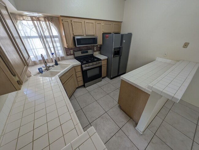 Building Photo - 2251 Wigwam Pkwy