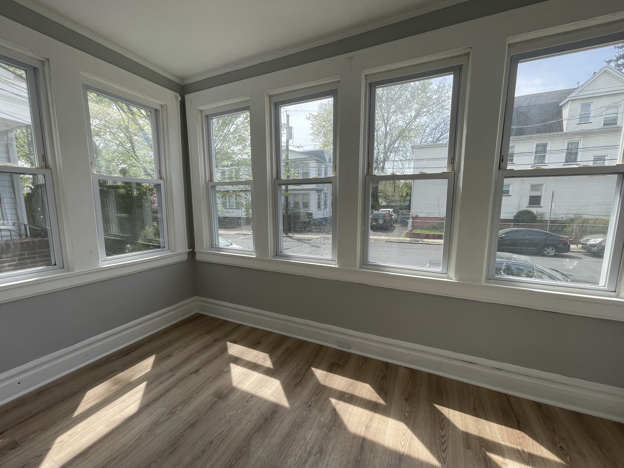 Building Photo - 57 Rose Ter