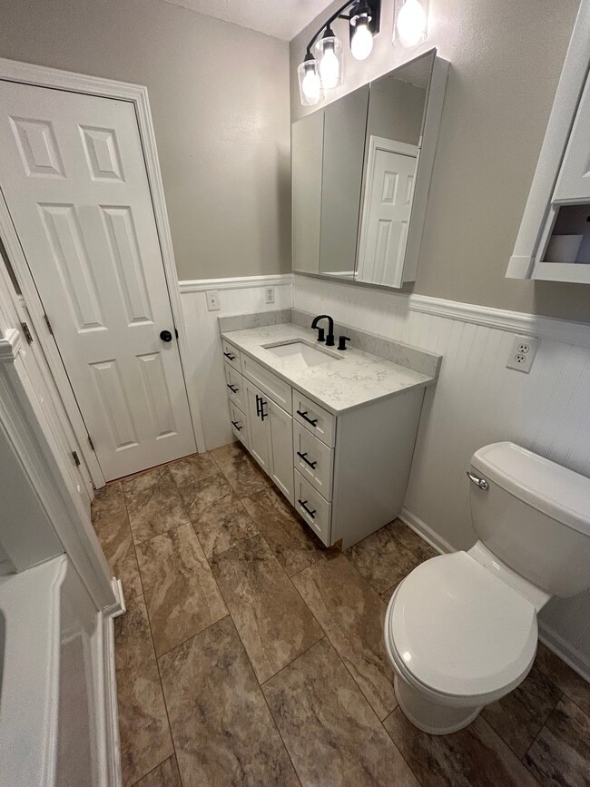 Building Photo - 413 McCarty Hollow Rd