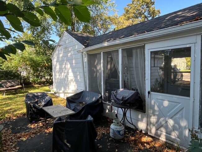 Building Photo - 2 Bed 1 Bath Single Family Home in Wausau