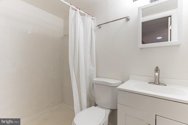 Building Photo - 7422 Adams Park Ct