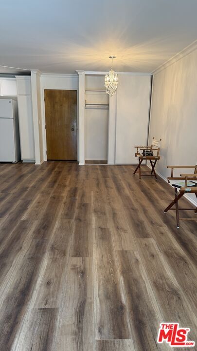 Building Photo - 4260 Vía Arbolada