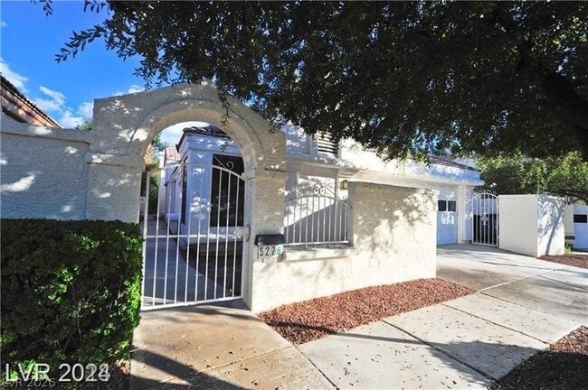 Building Photo - 5228 Crooked River Cir