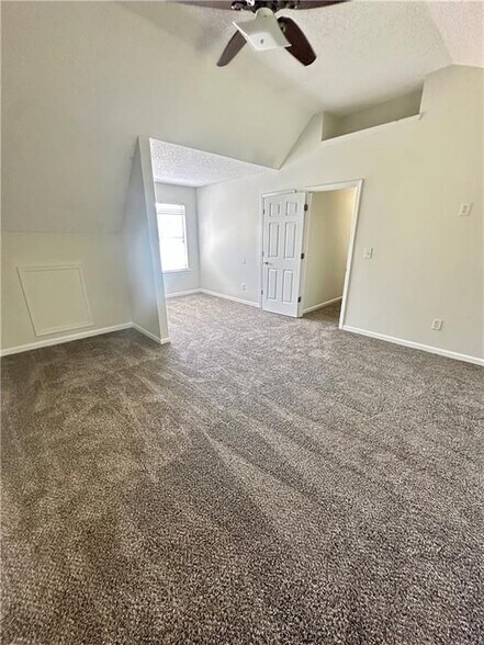 Building Photo - 3635 Spring Mesa Dr SW