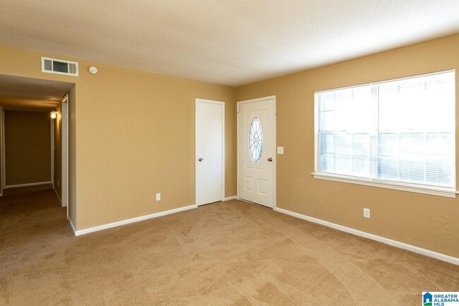Building Photo - 119 20th Ct E