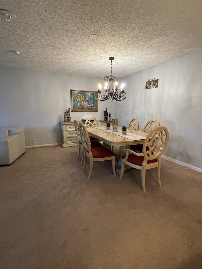 Dinning Room - 1681 NW 20th Ave