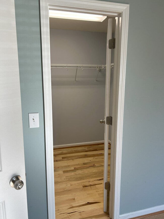 Master Bedroom Closet1 - 1203 Montreux Dr