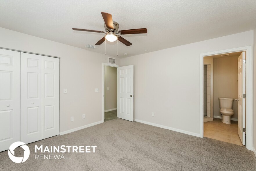 Building Photo - 2427 18th St S