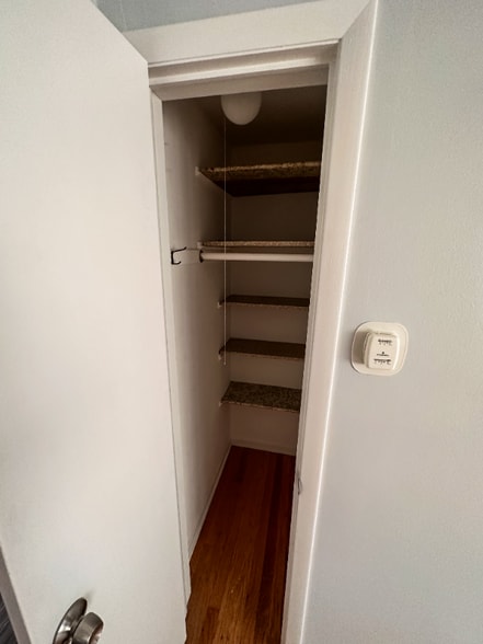 Building Photo - 7344 W Belmont Ave