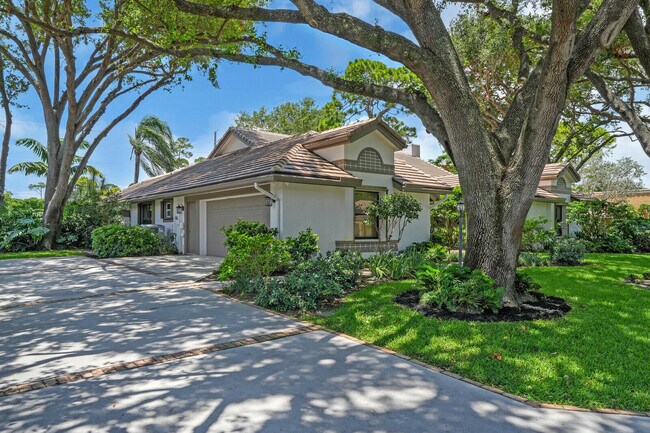 Building Photo - 4256 Gleneagles Dr