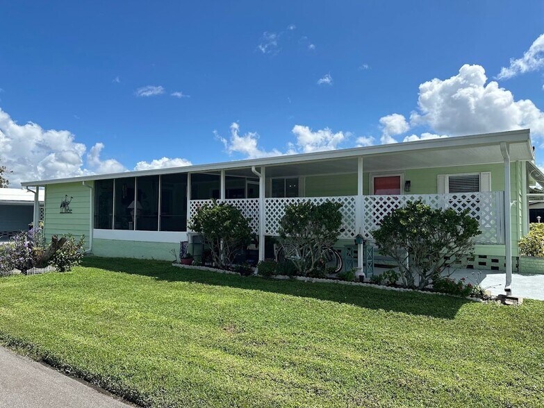 Building Photo - 5700 Bayshore Rd