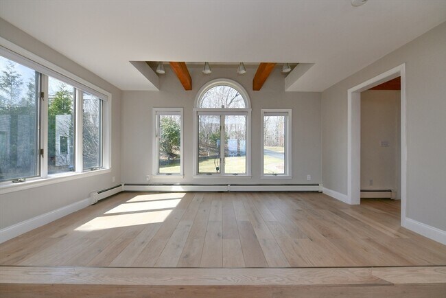 Building Photo - 31 Ellisville Rd