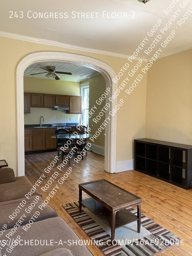 Building Photo - Spacious 2 Bedroom near RPI / Prospect Park