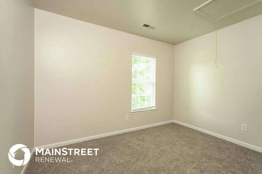 Building Photo - 3536 Thornaby Cir