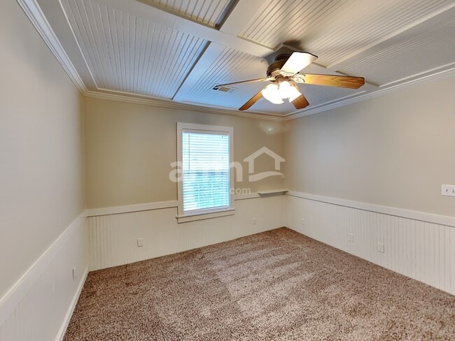 Building Photo - 47 Brookview Ln