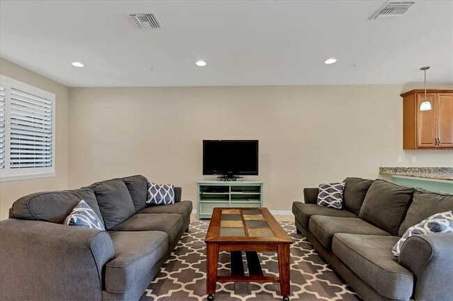 Building Photo - 4209 EXPEDITION Way
