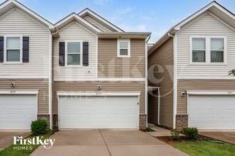 Building Photo - 2031 Cypress Village Dr NW
