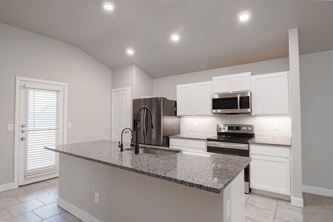 Building Photo - 2510 Outlaw Ct