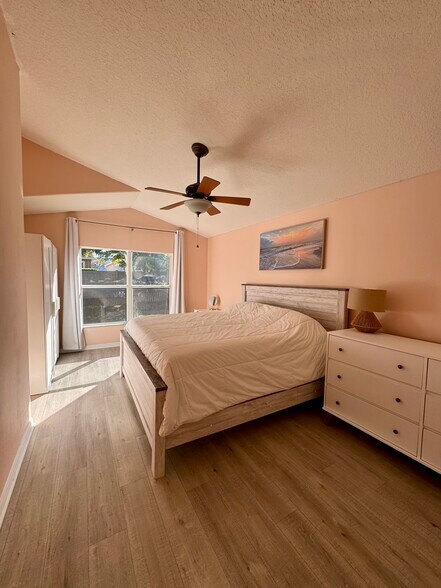 Building Photo - 7527 Oxford Garden Cir