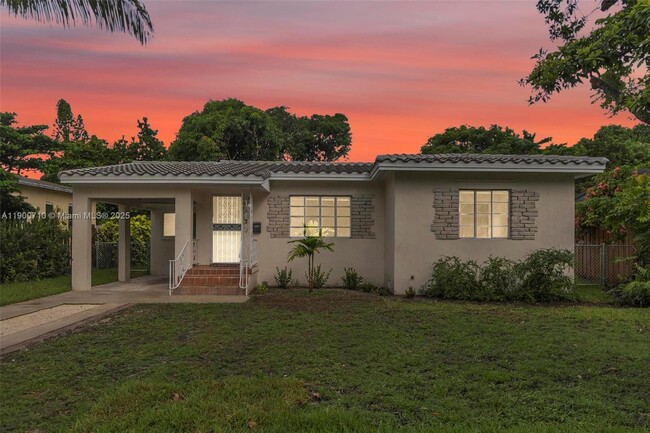 Primary Photo - 69 NE 115th St