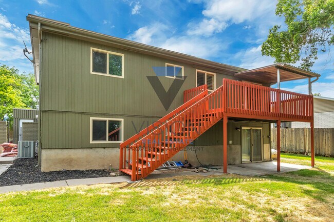 Building Photo - 6842 S Enchanted Dr