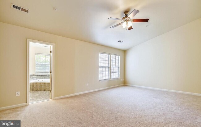 Building Photo - 9963 Fragrant Lilies Way