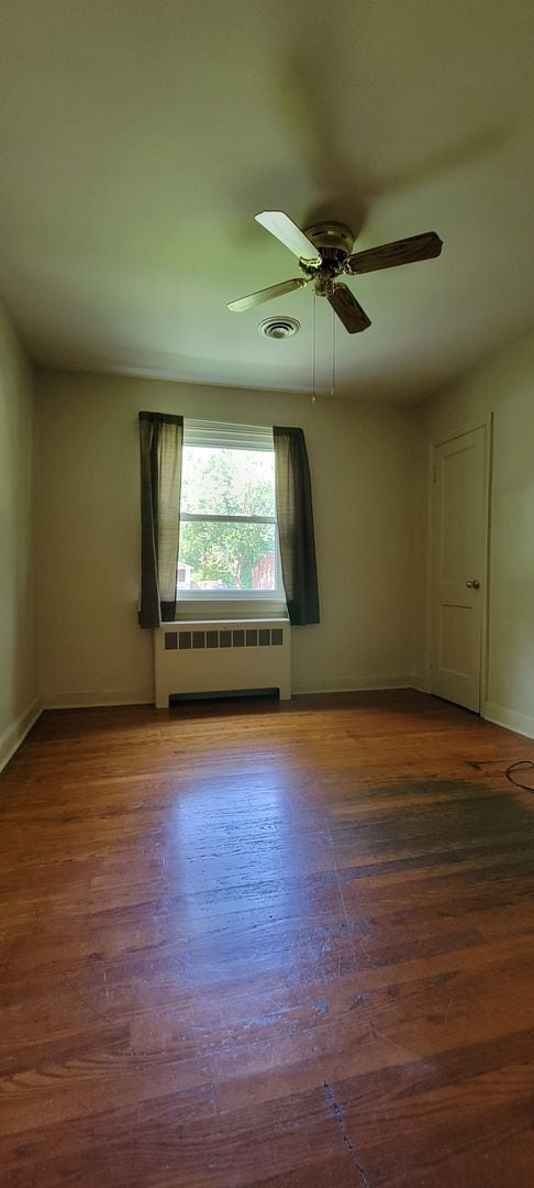 Building Photo - Brick ranch in Southside with large privat...