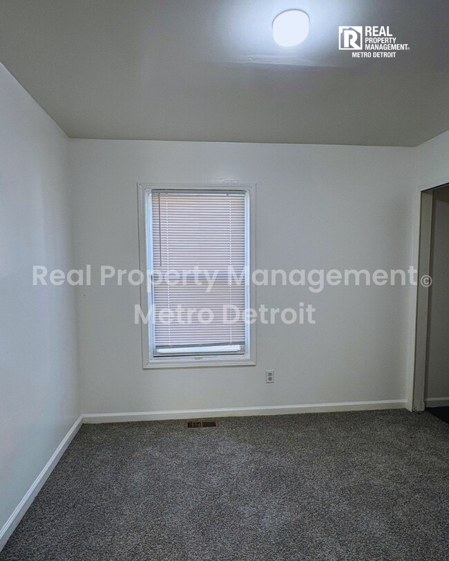 Building Photo - SPRING INTO YOUR NEW HOME