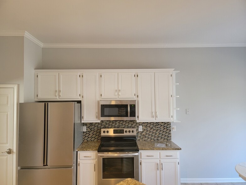 Kitchen - 11632 Long Forest Dr