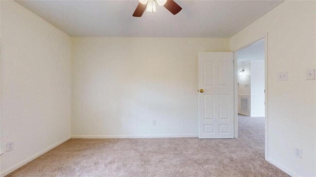 Building Photo - 14919 Forest Trails Dr
