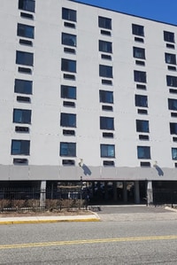 Building Photo - Hospital Plaza